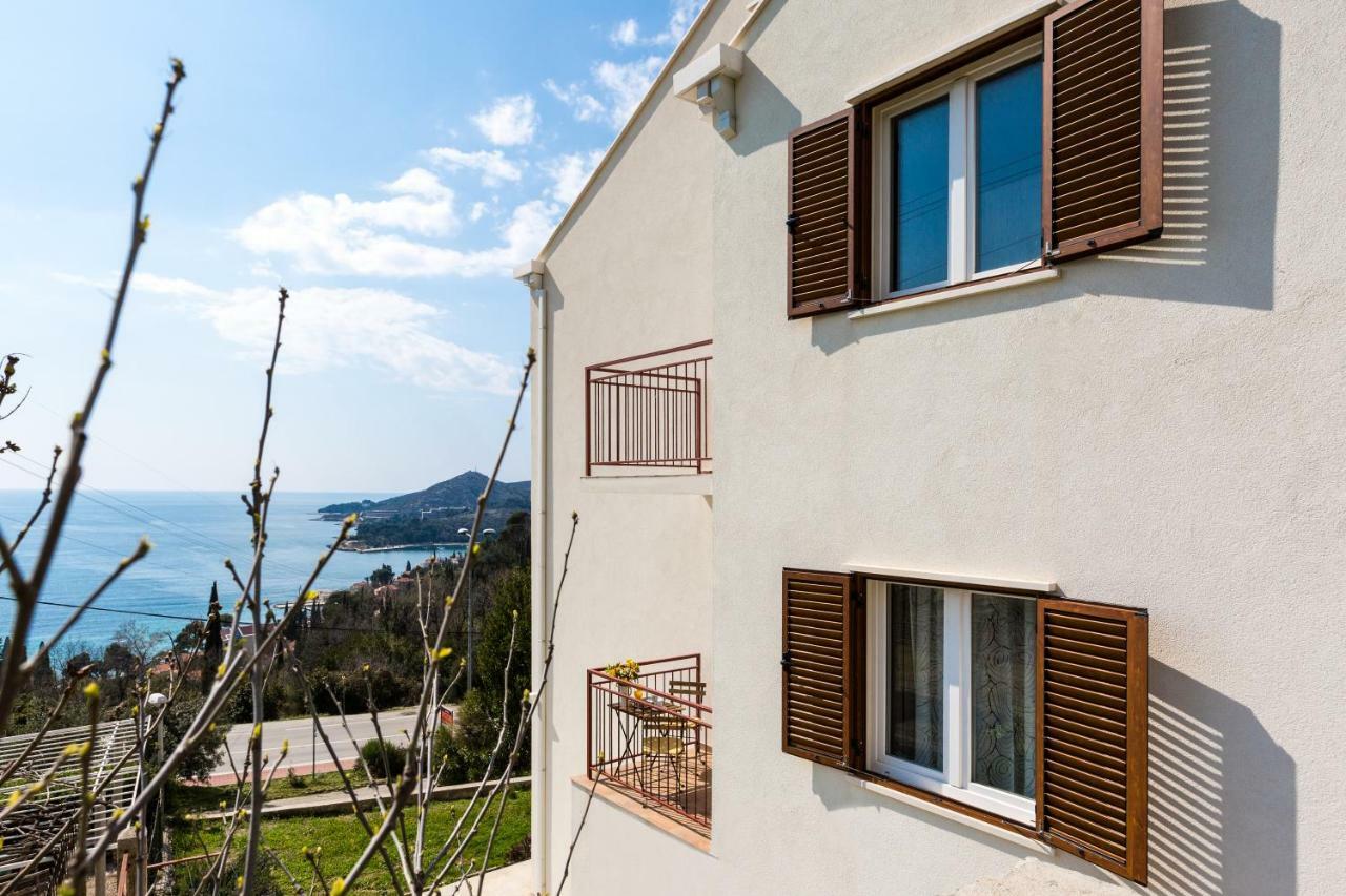 Villa Pergola-Apartment Toni Mlini Ngoại thất bức ảnh