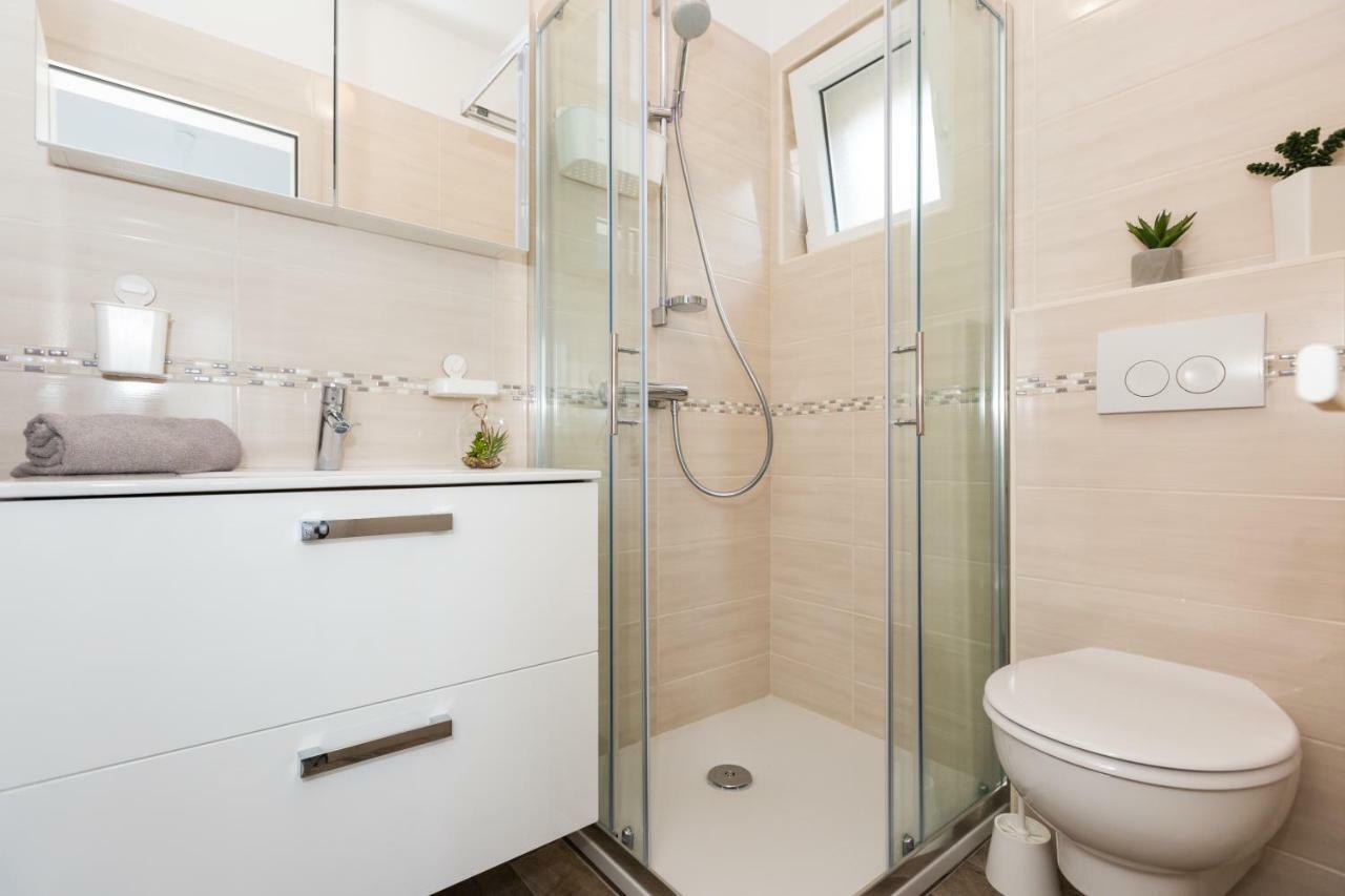 Villa Pergola-Apartment Toni Mlini Ngoại thất bức ảnh